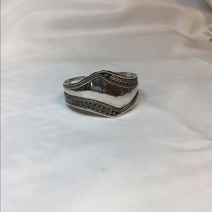 VINTAGE STERLING SILVER CUFF BRACELET